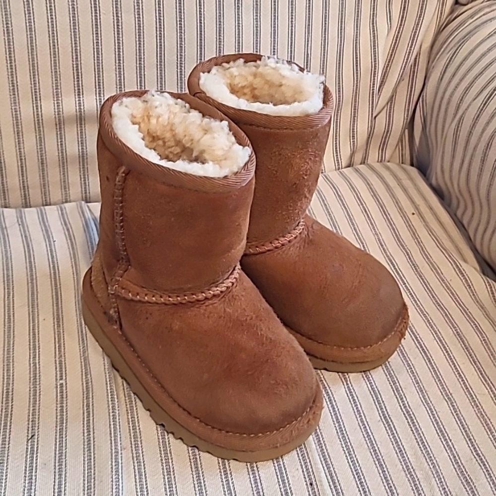 UGG Classic Boots